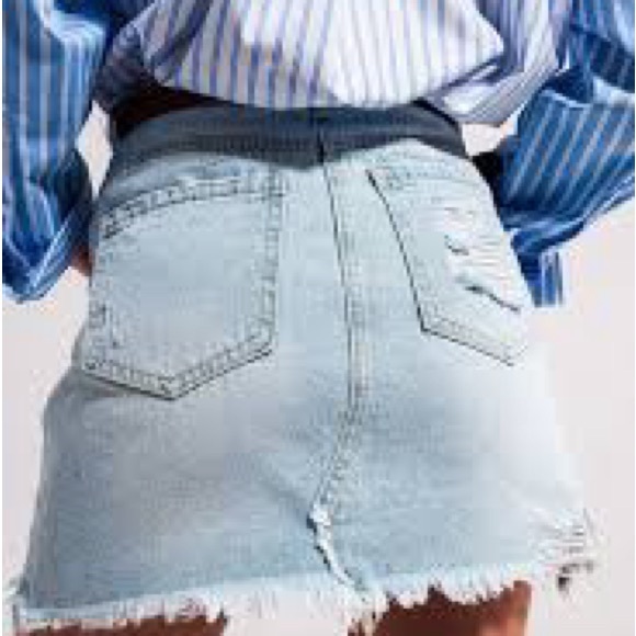 Zara woman Denim Mini Skirt - Picture 3 of 9